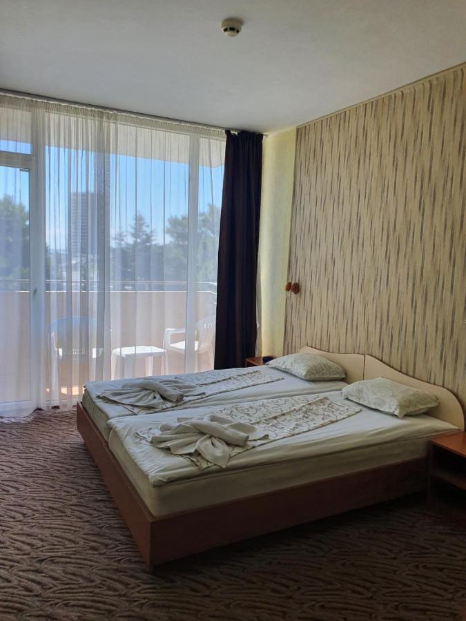 Balaton Hotel Slantchev Briag Extérieur photo