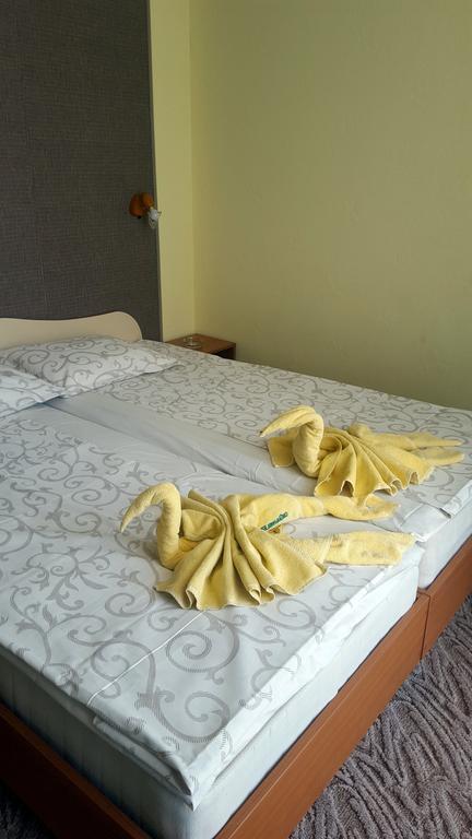 Balaton Hotel Slantchev Briag Extérieur photo