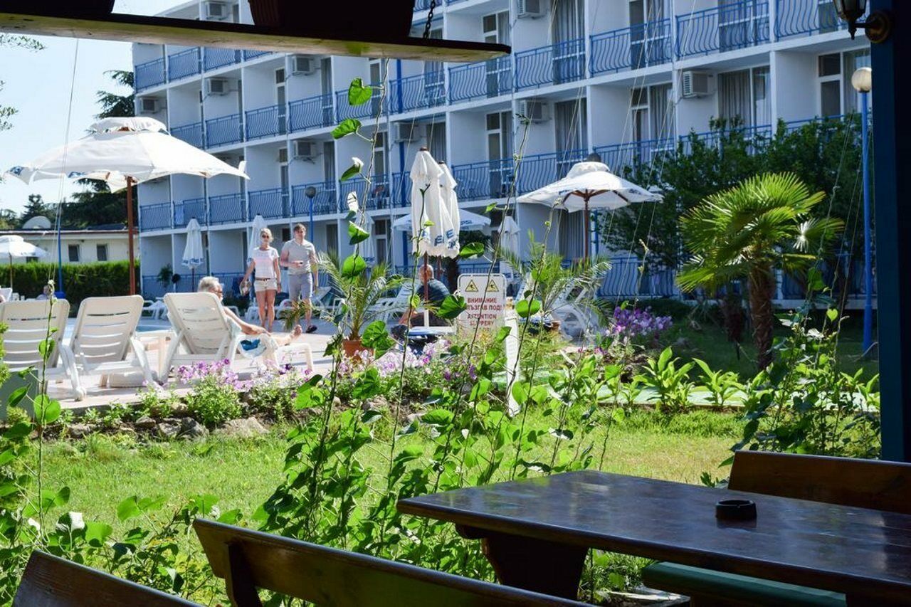 Balaton Hotel Slantchev Briag Extérieur photo